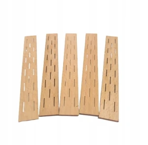 Knot drewniany do wosku sojowego Nacinany 5st 10cm
